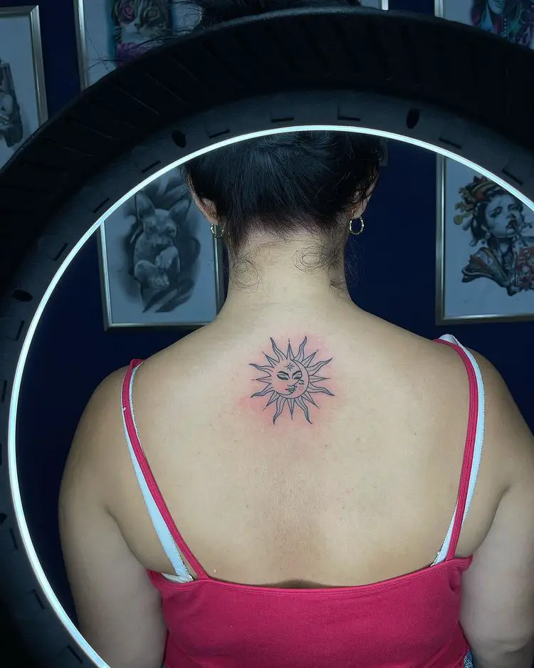 25 Trendy Small Back Tattoos Women Are Getting in 2022