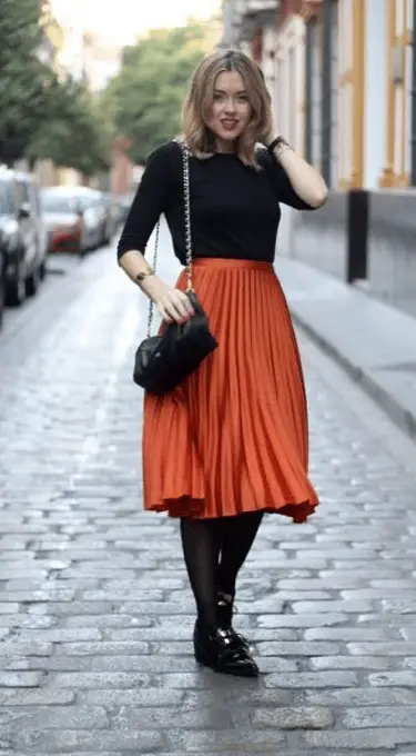 What to Wear With an Orange Skirt – 34 Outfit Ideas