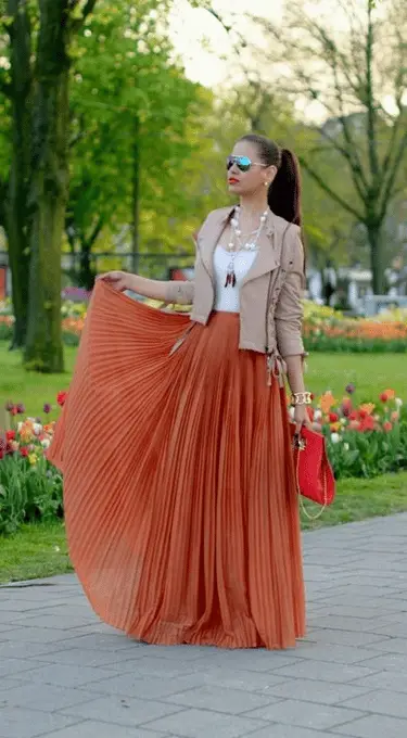 What To Wear With An Orange Skirt 9 Outfit Ideas for a Chic Look